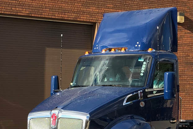 freightliner-cab-roof-fairing.png